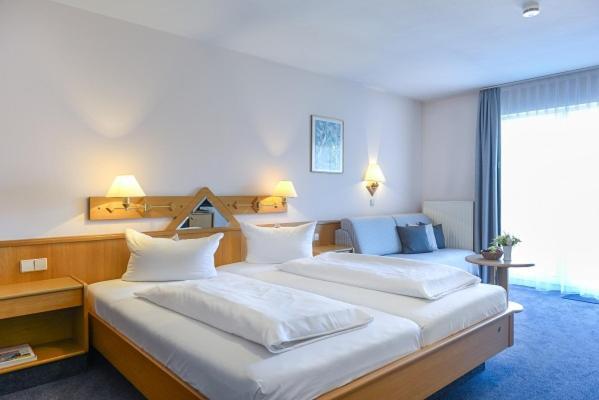 Tiptop Hotel Garni Pfauen Endingen am Kaiserstuhl Экстерьер фото