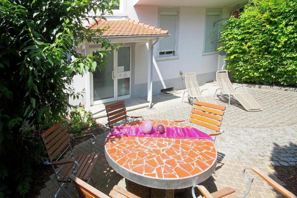Tiptop Hotel Garni Pfauen Endingen am Kaiserstuhl Экстерьер фото